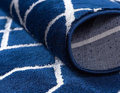 Unique Loom Marilyn Monroe Glam Collection Area Rug - Trellis (2' x 6' Runner, Navy Blue Silver/ Silver)