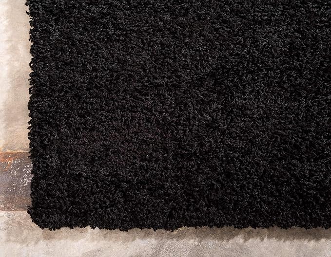 Unique Loom Solid Shag Collection Area Rug (3' 3" x 5' 3" Rectangle, Jet Black)