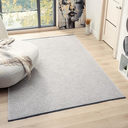 LUXE WEAVERS Modern Farmhouse Beige 5x7 Washable Area Rug, Anti-Slip Diamond Pattern Carpet