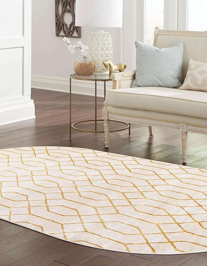 Unique Loom Marilyn Monroe Glam Collection Area Rug - Trellis (4' x 6' Oval, White Gold/ Gold)