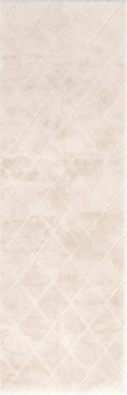 nuLOOM SuperiorWash Amy Beige, 2'6" x 8', Fluffy Shag, Soft and Fluffy, High Traffic, Stain Resistant, Durable, Machine Washable Runner for Bedroom, Living Room, Dining Space, Den, Foyer, Entryway