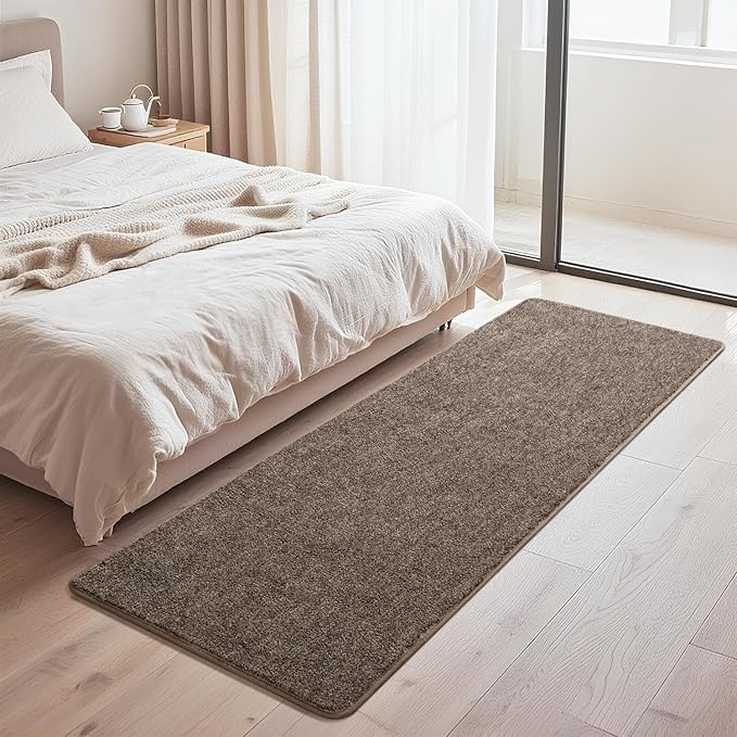 HQAYW 2x6 Soft Runner Rug for Hallways, Thickened Memory Foam Small Throw Bedside Rugs for Bedroom Living Room, Indoor Low Pile Washable Non Slip Carpet for Teens Kids Nursery Dorm Decor, Brown