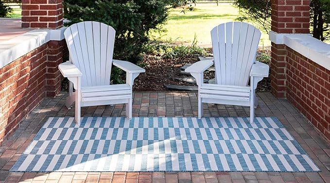 Unique Loom Outdoor Striped Collection Area Rug - Striped (4' 1" x 6' 1" Rectangle, Light Aqua/Ivory)