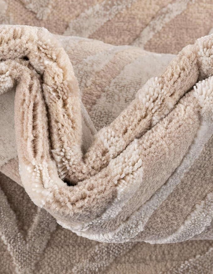 Unique Loom Finsbury Collection Area Rug - Meghan (5' 3" Octagon, Ivory Beige)