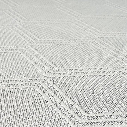 LUXE WEAVERS Modern Farmhouse White 5x7 Washable Area Rug, Anti-Slip Diamond Pattern Carpet