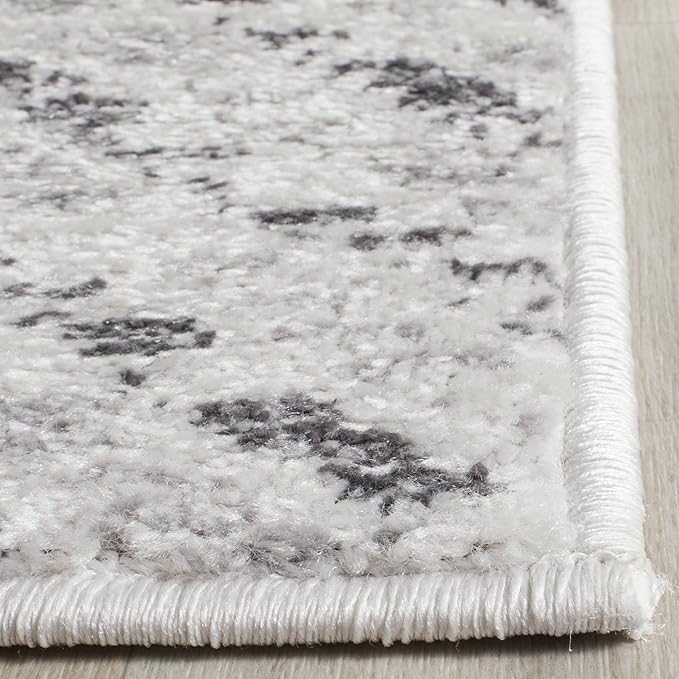 SAFAVIEH Adirondack Collection Area Rug - 4' Square, Ivory & Charcoal, Chevron Design, Non-Shedding & Easy Care, Ideal for High Traffic Areas in Living Room, Bedroom (ADR104N)