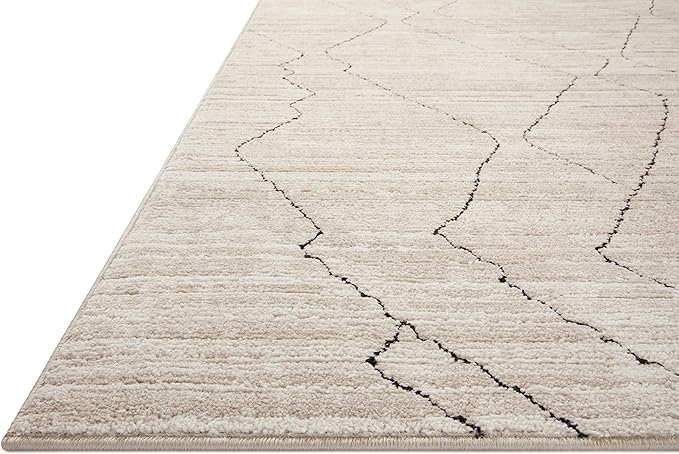 Loloi Darby Collection DAR-03 Sand/Charcoal 5'-3" x 7'-6" Area Rug