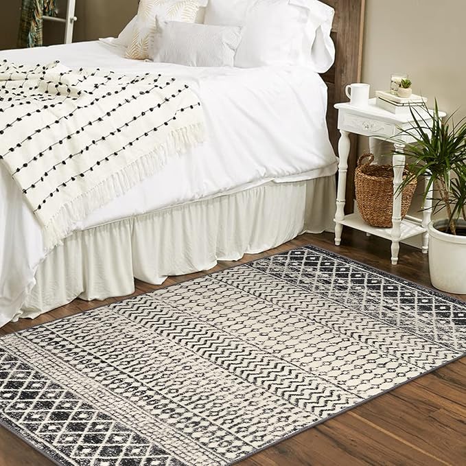 3x5 Rug for Living Room, Ultra Soft Non Slip Moroccan Washable Rug, Distressed Entryway Rugs, Low-Pile Throw Carpet Black Rugs for Bedroom Kitchen Living Room Dinning Room