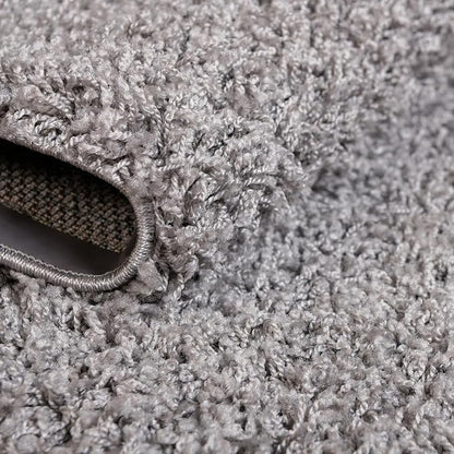 Unique Loom Solid Shag Collection Area Rug (4' 1" x 6' 1" Rectangle, Cloud Gray)