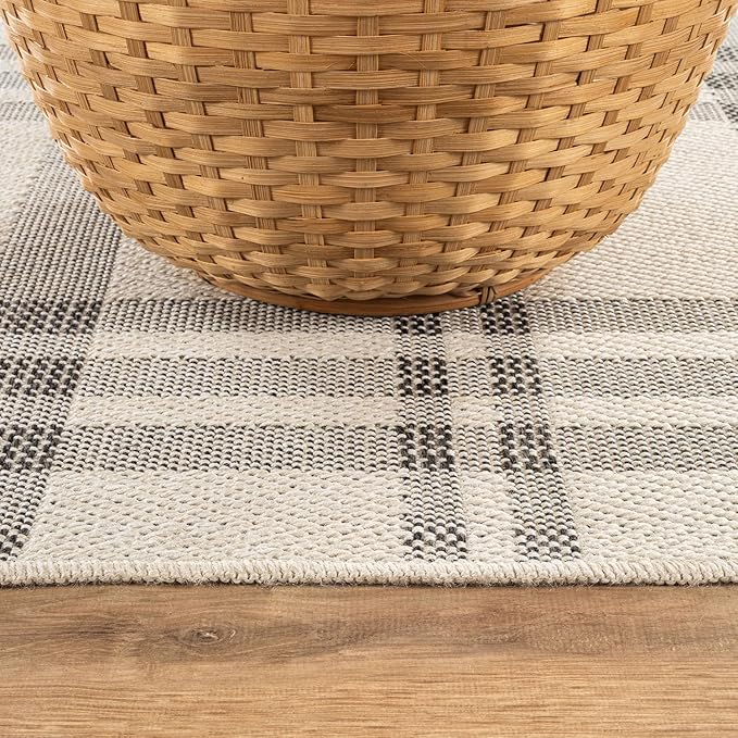 CAMILSON Easy Jute Rug 6x9, Indoor Outdoor Off-White Color Fiber Area Rugs for Entry, Living Room and Farmhouse Rug, Checkred Boho Woven Design, Easy-Cleaning, Washable Outside Carpet (6 x 9)