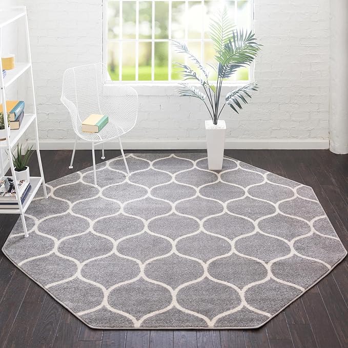 Rugs.com Lattice Frieze Collection Rug – 5' Octagon Light Gray Medium Rug Perfect for Living Rooms, Kitchens, Entryways