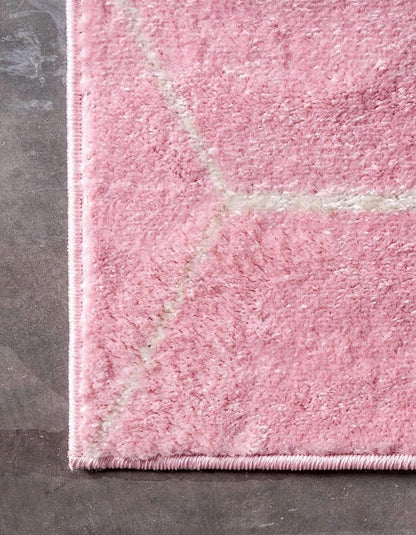 Unique Loom Trellis Frieze Collection Area Rug - Geometric (7' 1" x 10', Light Pink/ Ivory)