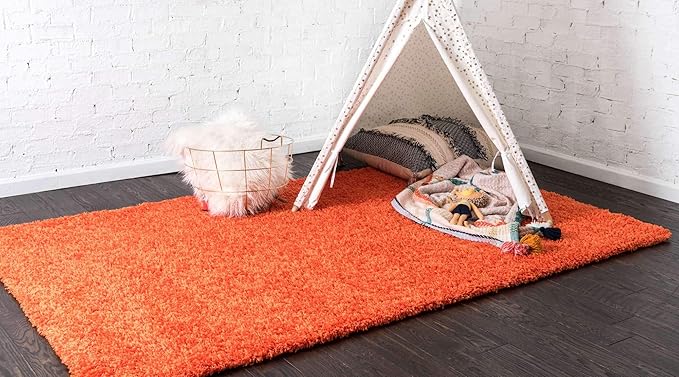 Unique Loom Solid Shag Collection Area Rug (2' 2" x 3' 1" Rectangle, Tiger Orange)