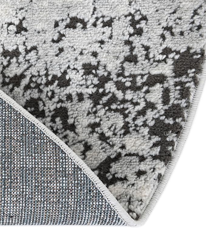 Rugs.com Leipzig Collection Rug – 8 Ft Round Gray Low-Pile Rug Perfect for Kitchens, Dining Rooms