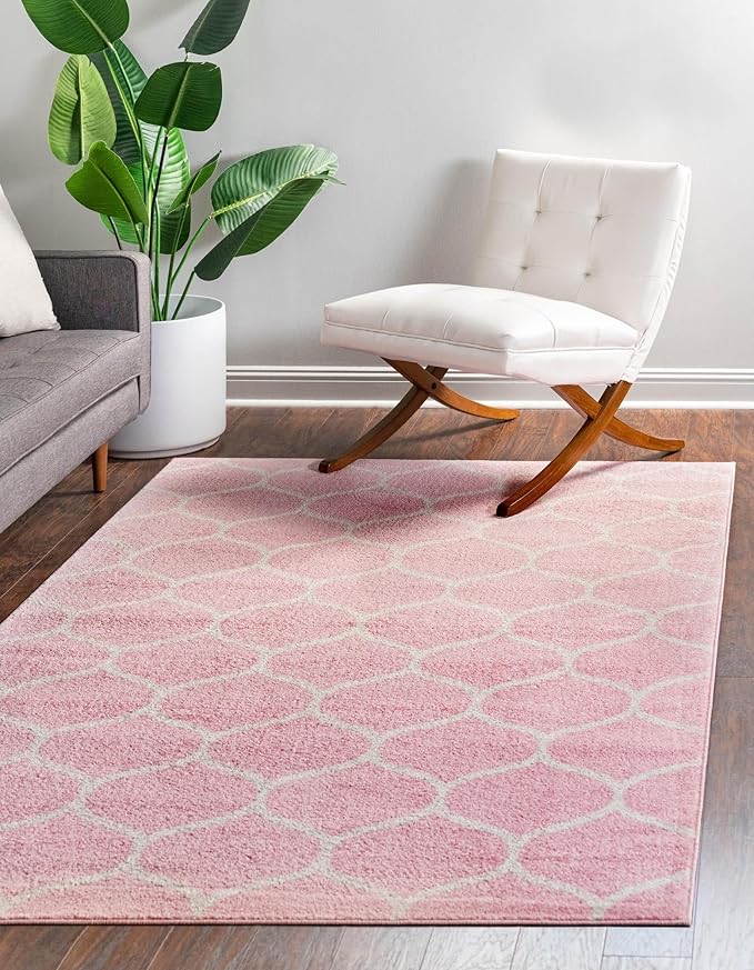 Rugs.com Lattice Frieze Collection Rug – 4' x 6' Light Pink Medium Rug Perfect for Living Rooms, Large Dining Rooms, Open Floorplans
