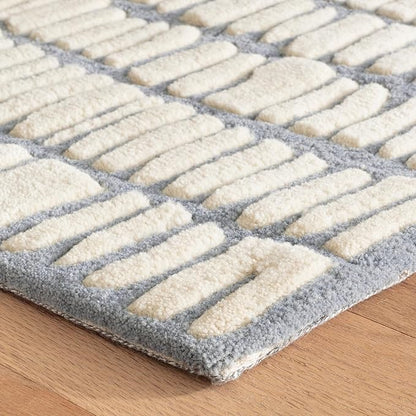 Dash and Albert Roark Pewter Blue Hand Tufted Wool Rug, 5 X 8 Feet, Blue/Ivory Geometric Pattern - Premium Luxury Hotel Quality Soft Breathable Hypoallergenic Machine Washable Easy Care All Season