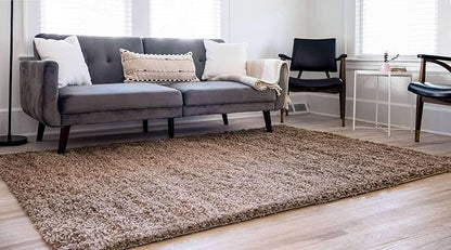 Unique Loom Solid Shag Collection Area Rug (5' 1" x 8' Rectangle, Sandy Brown)
