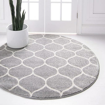 Rugs.com Lattice Frieze Collection Rug – 8' Round Light Gray Medium Rug Perfect for Kitchens, Dining Rooms