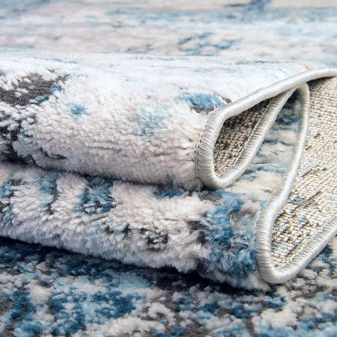 Rugs.com Leipzig Collection Area Rug – 4X6 Blue Low-Pile Rug Perfect for Entryways, Kitchens, Breakfast Nooks, Accent Pieces