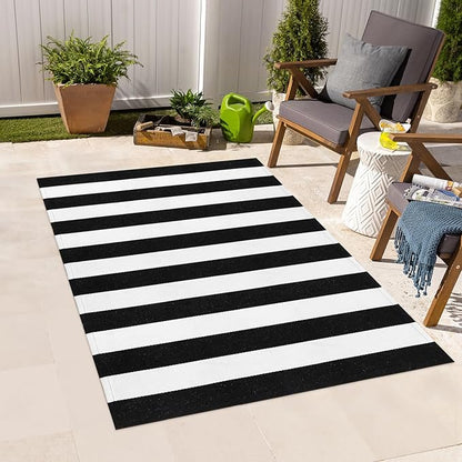 Striped Outdoor Rug 3'x5', Cotton Hand Woven Front Door Mat,Washable Reversible Outside Porch Rug, Foldable Layered Doormat for Entryway/Home Entrance/Farmhouse(Black and White)