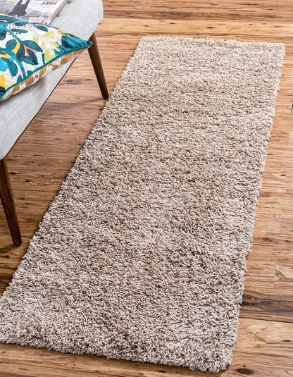Unique Loom Solid Shag Collection Area Rug (2' 7" x 10' Runner, Taupe)