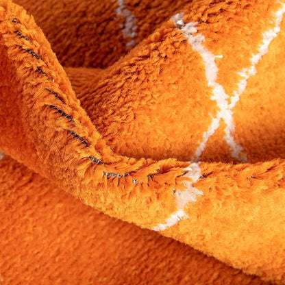 Unique Loom Trellis Frieze Collection Area Rug - Geometric (4' 1" Round, Orange/ Ivory)