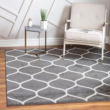 Rugs.com Lattice Frieze Collection Rug – 5' Square Dark Gray Medium Rug Perfect for Living Rooms, Kitchens, Entryways