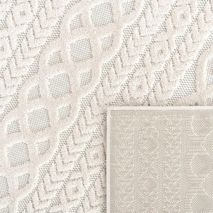 Paco Home Modern Area Rug with Carved Geometric Pattern in Cream Ivory, Size: 4' x 5'7"