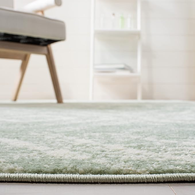 SAFAVIEH Adirondack Collection Accent Rug - 2'6" x 4', Green & Ivory, Modern Distressed Design, Non-Shedding & Easy Care, Ideal for High Traffic Areas in Entryway, Living Room, Bedroom (ADR131Y)