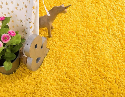 Unique Loom Solid Shag Collection Area Rug (3' 3" x 5' 3" Rectangle, Tuscan Sun Yellow)