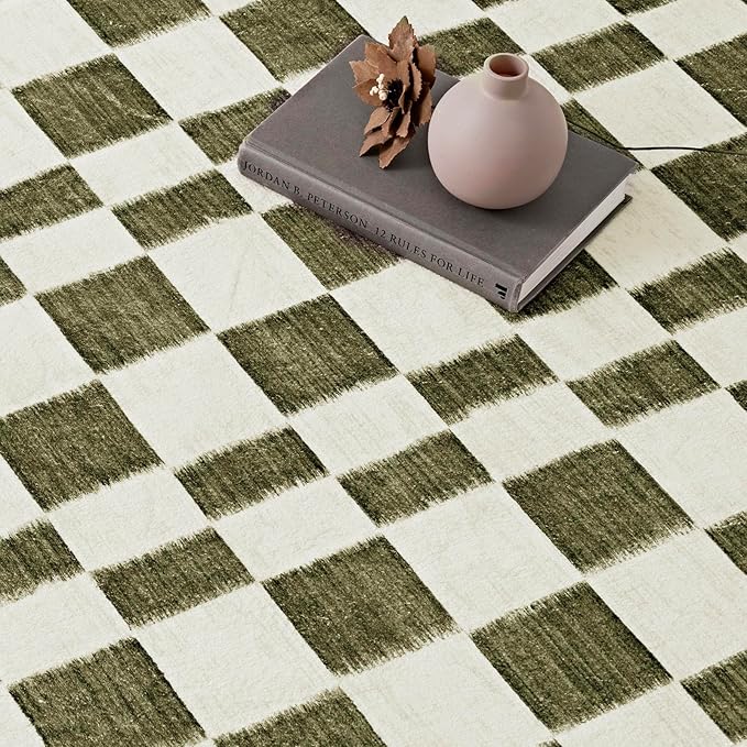 EVERGRACE Checkered Plaid Area Rug 8x10, Soft Fuzzy Faux Wool Rugs Washable Christmas Rugs Large Rug Carpet for Entryway Bedroom Living Room Hallway Kitchen Dining Room and Laundry Room, Olive Green