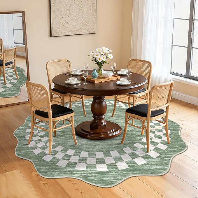 GarveeHome Scalloped Round Rug 4ft Modern Solid Color Circle Rugs Non Slip Low Pile Living Room Throw Carpat Washable Bedroom Scalloped Round Area Rug Stain Resistant Bordered Rug for Kitchen, Green