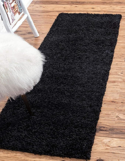 Unique Loom Solid Shag Collection Area Rug (2' 6" x 16' 5" Runner, Jet Black)