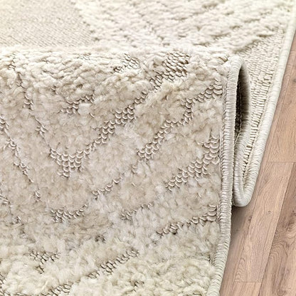 Antep Rugs Palafito 4x6 Geometric Shag Diamond High-Low Pile Textured Indoor Area Rug (Beige, 3'11" x 5'11")