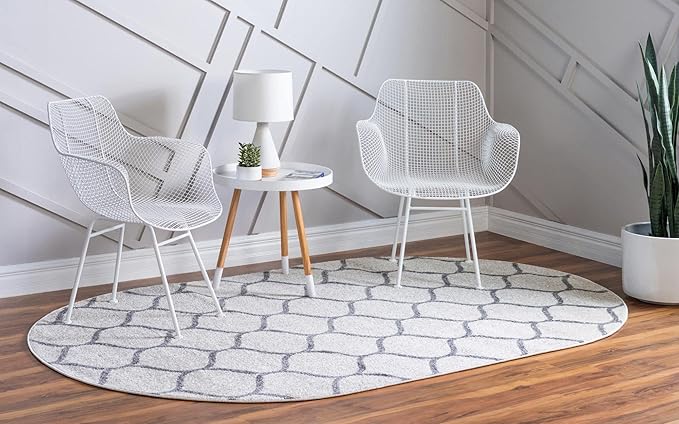 Rugs.com Lattice Frieze Collection Rug – 4' x 6' Oval Ivory Medium Rug Perfect for Living Rooms, Large Dining Rooms, Open Floorplans