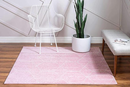 Unique Loom Trellis Frieze Collection Area Rug - Geometric (5' Square, Light Pink/ Ivory)