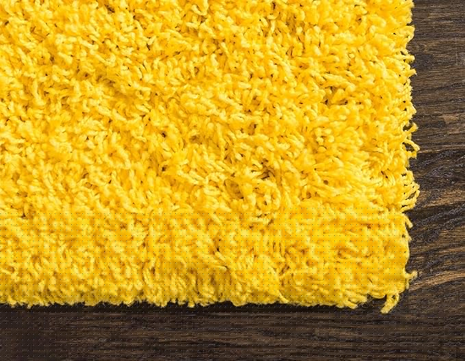 Unique Loom Solid Shag Collection Area Rug (3' 3" x 5' 3" Rectangle, Tuscan Sun Yellow)