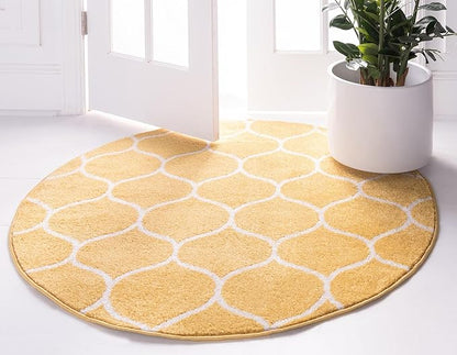Rugs.com Lattice Frieze Collection Rug – 7' Round Yellow Medium Rug Perfect for Kitchens, Dining Rooms