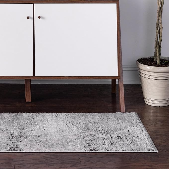 Rugs.com Leipzig Collection Rug – 8 Ft Runner Gray Low-Pile Rug Perfect for Hallways, Entryways