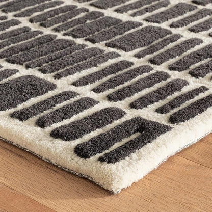 Dash & Albert Roark Charcoal Hand Tufted Wool Rug, 2.5 X 8 Feet, Grey/Ivory Geometric Pattern