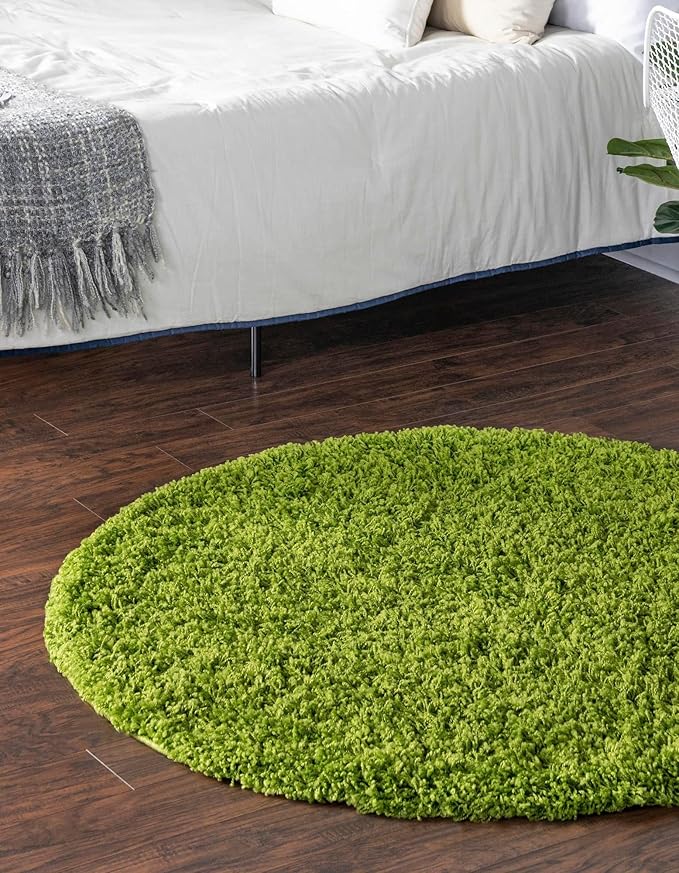 Unique Loom Solid Shag Collection Area Rug (7' 1" Round, Grass Green)