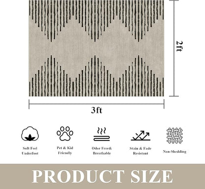 HelloTree 2x3 Entryway Rug, Indoor Small Machine Washable Area Rug Non Slip Backing Home Decor Floor Decoration Mat Boho Rugs for Entrance Kids Room Bedside Bedroom Stain Resistant Carpet-Cream