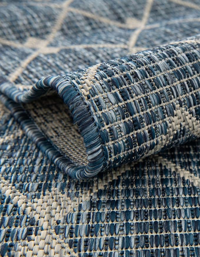 Unique Loom Outdoor Trellis Collection Area Rug - Tribal Trellis (7' 10" x 10' Oval, Blue/ Ivory)