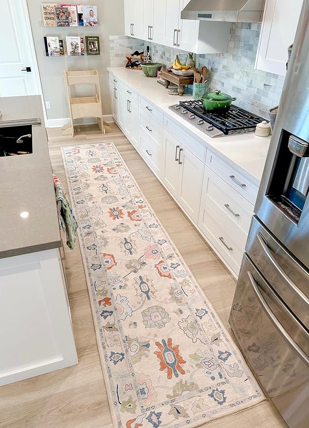 Fame Living Cream Oushak Runner Rug, Vintage Runners, Turkish, Eclectic, Floral, Pastel, Washable, Small Throw Rugs, Short Runner for Hallway, Entryway, Laundry, Bedroom, Kitchen, Bathroom, 2'5"x6'5"