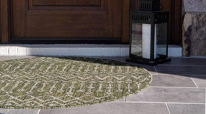 Unique Loom Outdoor Trellis Collection Area Rug - Tribal Trellis (4' 1" Round, Green/ Natural)