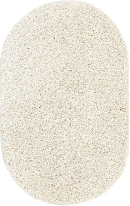 Unique Loom Solid Shag Collection Area Rug (3' 3" x 5' 3" Oval, Snow White)