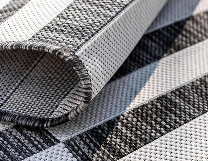 Unique Loom Outdoor Striped Collection Area Rug - Striped (4' 1" x 6' 1" Rectangle, Charcoal/Ivory)