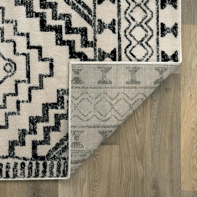 Rugshop Cream and Black Southwestern Tribal Area Rug – Boho Geometric Diamond Pattern Carpet for Living Room, Bedroom, or Entryway – Soft Modern Rustic Floor Décor 2' 3" x 8' Runner Cream