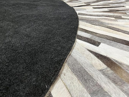 Faux Cowhide Round Area Rug | Non-Slip Leather Floor Carpet for Living Room, Bedroom, and Home Décor | Modern Stylish Accent Rug(Grey_9x9)
