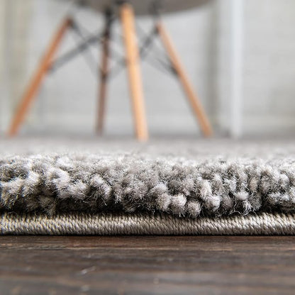 Unique Loom Solo Collection Area Rug - Calabasas (7' 10" x 10' Oval, Gray)